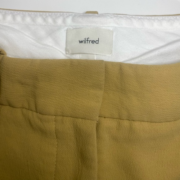 Aritzia Effortless Pants. - Picture 2 of 3